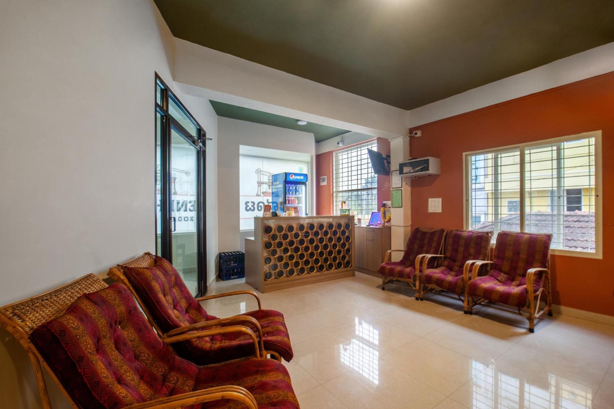 Treebo Sans Sarav Kushalnagar Hotel Madikeri Luaran gambar